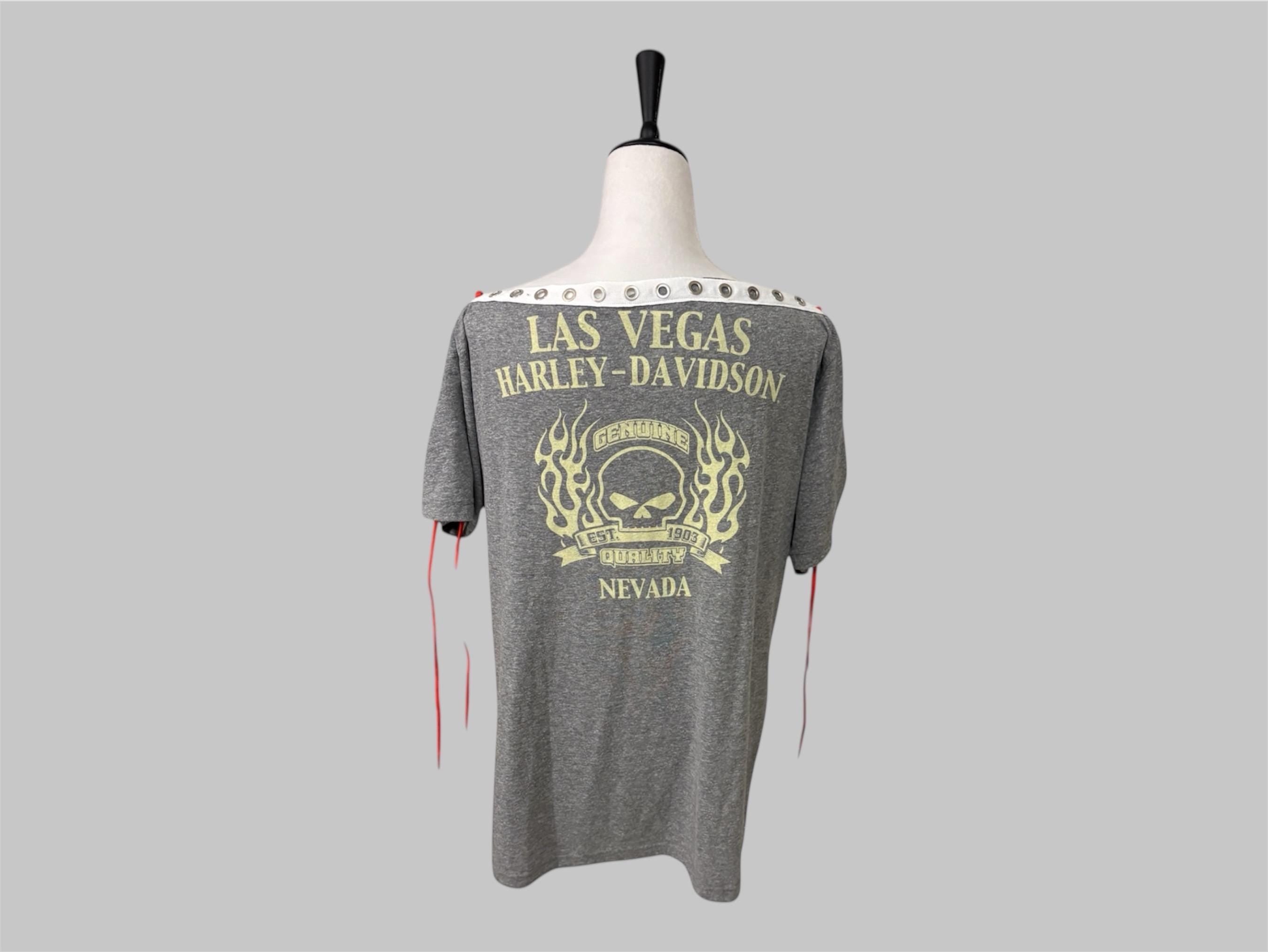 Upcycled Harley Davidson Top Women І  Reworked Graphic Tee with Grommet Sleeves І One of a kind Asymmetrical Boho Grunge Shirt